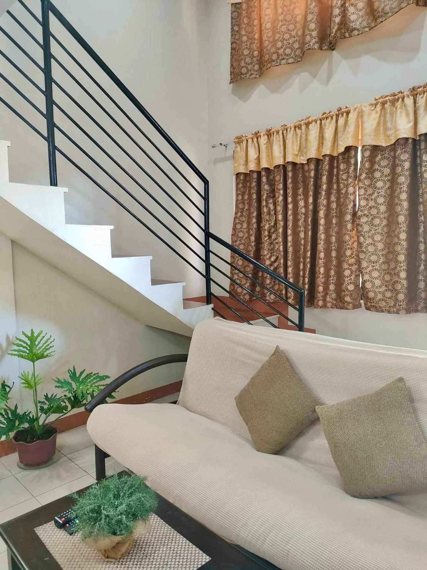 Pal-Watson Apartments มักตัน ภายนอก รูปภาพ