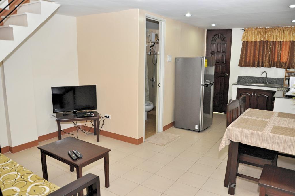 Pal-Watson Apartments มักตัน ห้อง รูปภาพ